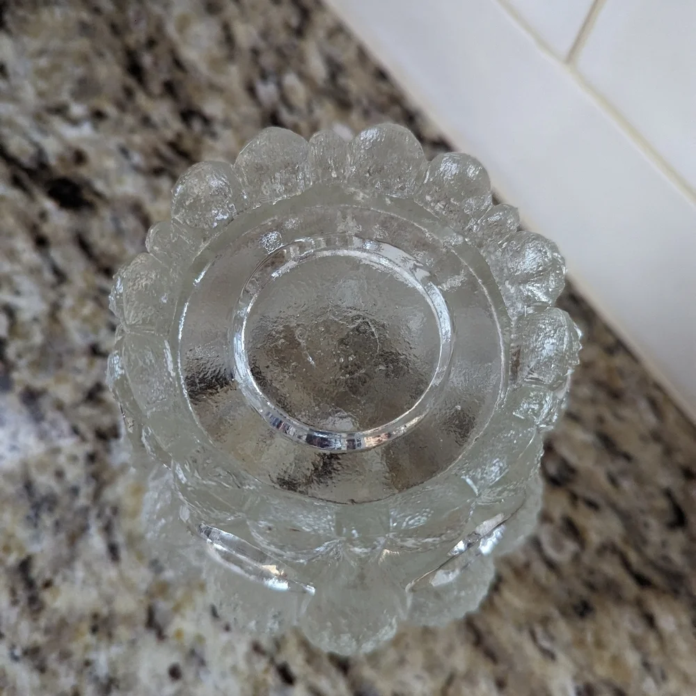 Vintage Vase Container Unique Clear Textured Glass Coral Floral Design Heavy - Picture 4 of 8